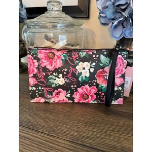 Juicy Couture wristlet NWT floral with bow and heart
